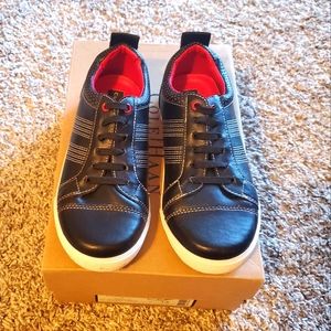 3/$20 Boy's Cole Haan Air Cory Casual 13